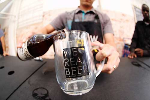 How to pour a beer How to pour a beer